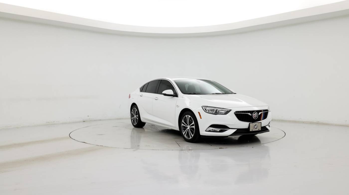 2018 Buick Regal Sportback Essence — Hatchback — 35,295 mi — Merriam, KS