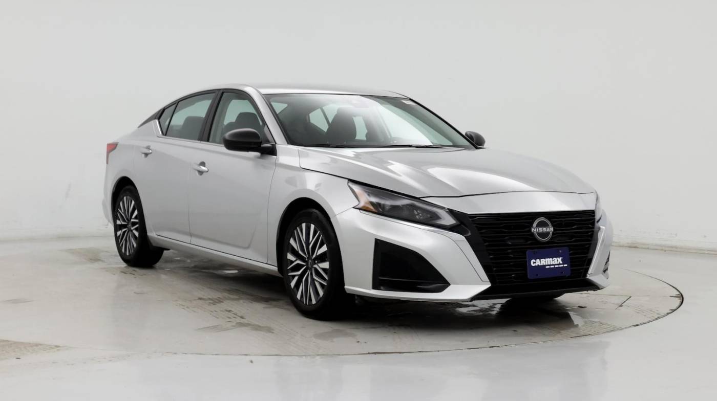 2024 Nissan Altima SV — Sedan — 26,068 mi — Merriam, KS