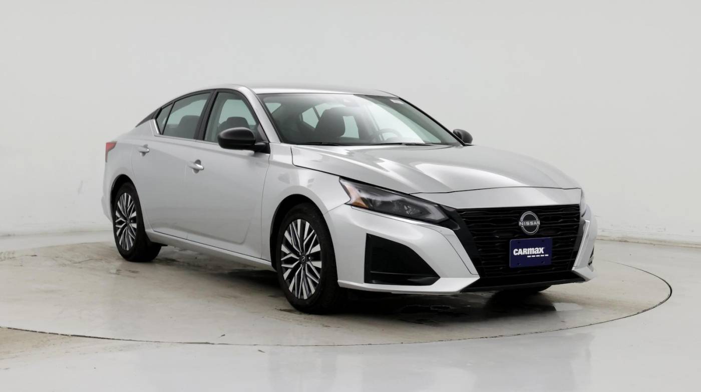 2024 Nissan Altima SV — Sedan — 27,858 mi — Merriam, KS