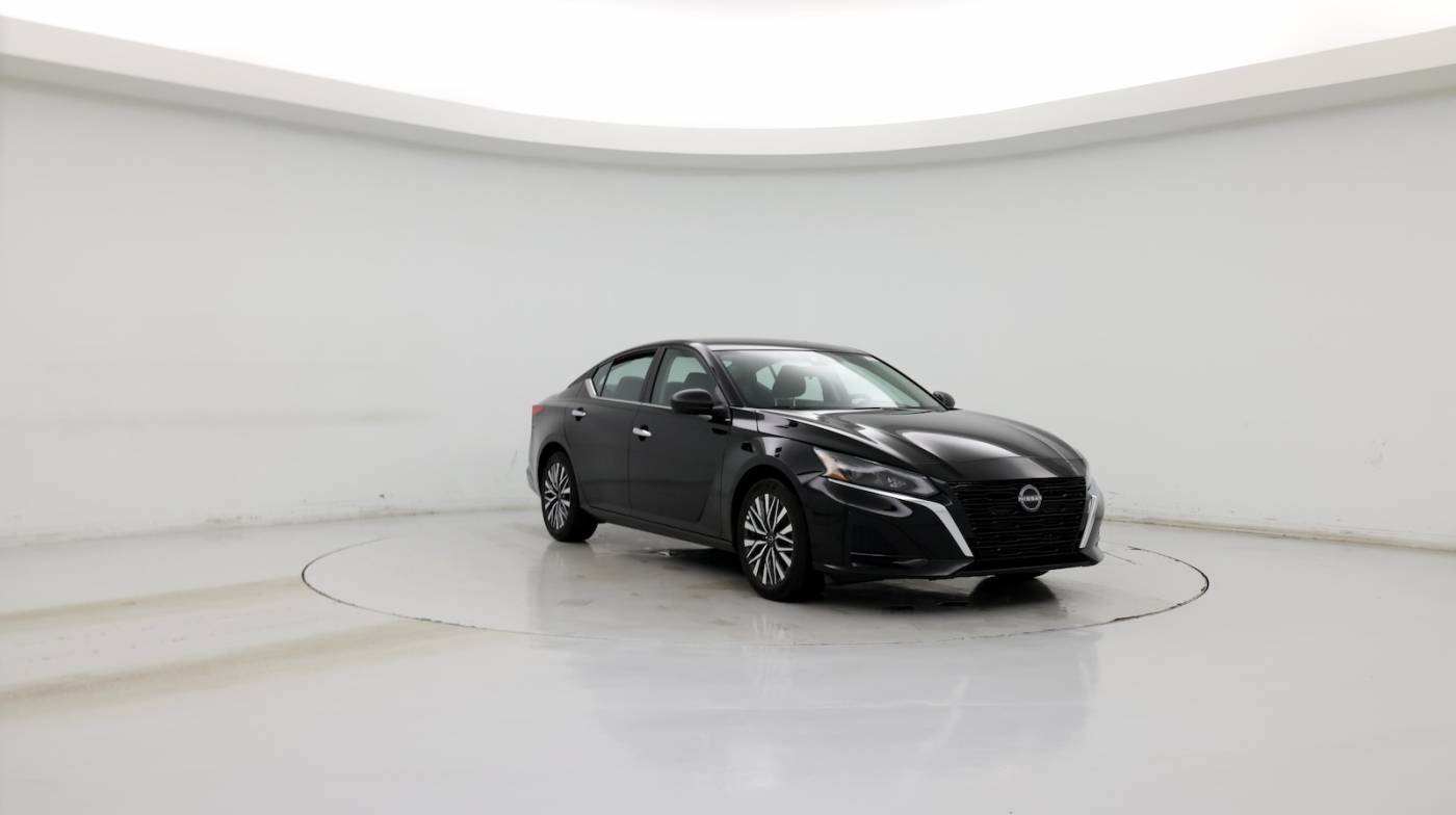 2024 Nissan Altima SV — Sedan — 15,516 mi — Merriam, KS
