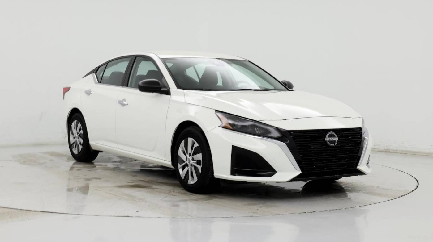 2024 Nissan Altima S — Sedan — 14,486 mi — Merriam, KS