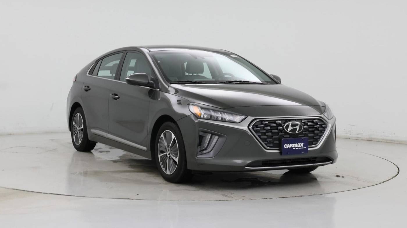2022 Hyundai Ioniq Plug-In Hybrid SEL — Hatchback — 19,636 mi — Merriam, KS