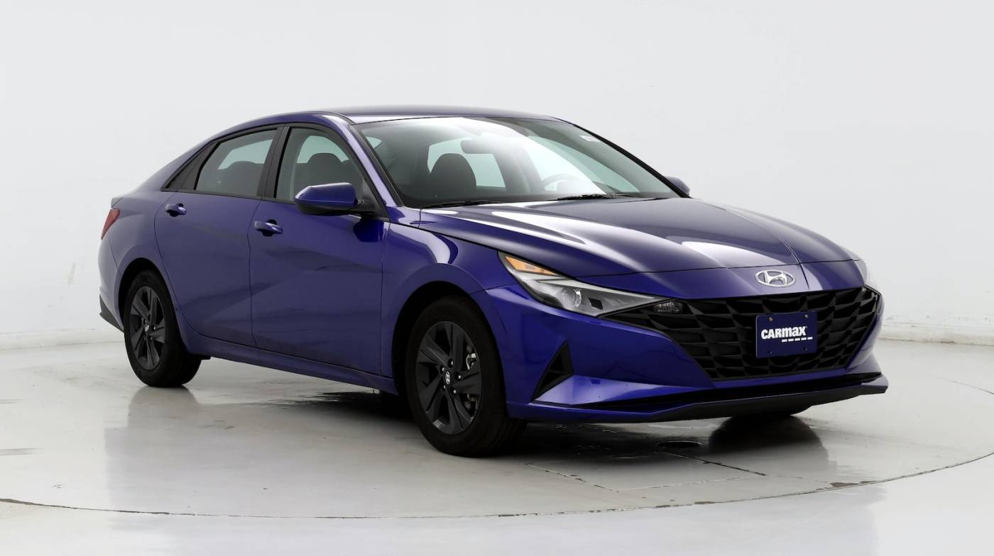 2023 Hyundai Elantra Hybrid Blue — Sedan — 27,958 mi — Merriam, KS