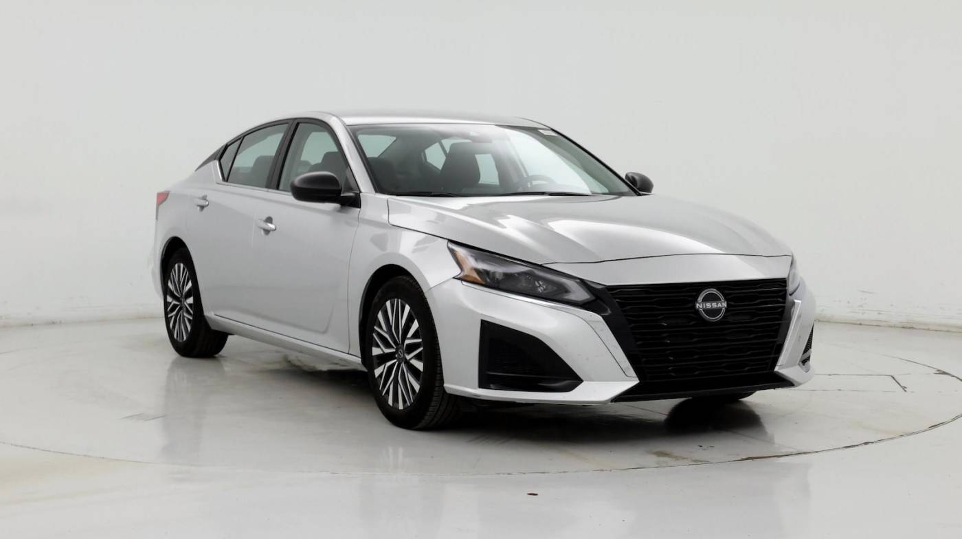 2024 Nissan Altima SV — Sedan — 26,428 mi — Merriam, KS