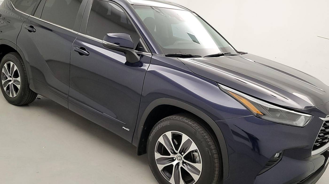 2023 Toyota Highlander Hybrid XLE — SUV — 32,329 mi — San Diego, CA