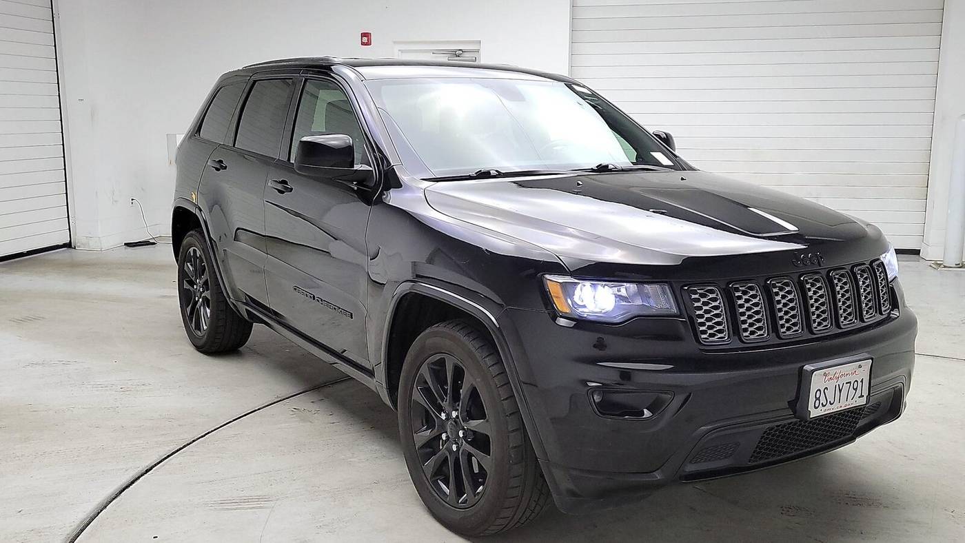 2020 Jeep Grand Cherokee Altitude