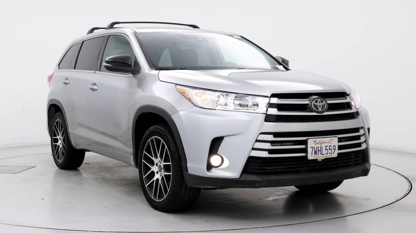 2017 Toyota Highlander LE Plus — SUV — 118,683 mi — San Diego, CA