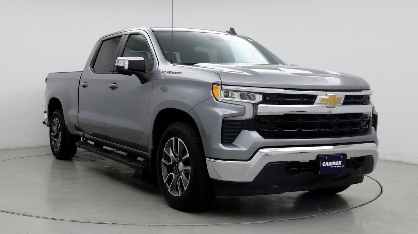 2023 Chevrolet Silverado 1500 LT — Pickup Truck — 5,075 mi — San Diego, CA