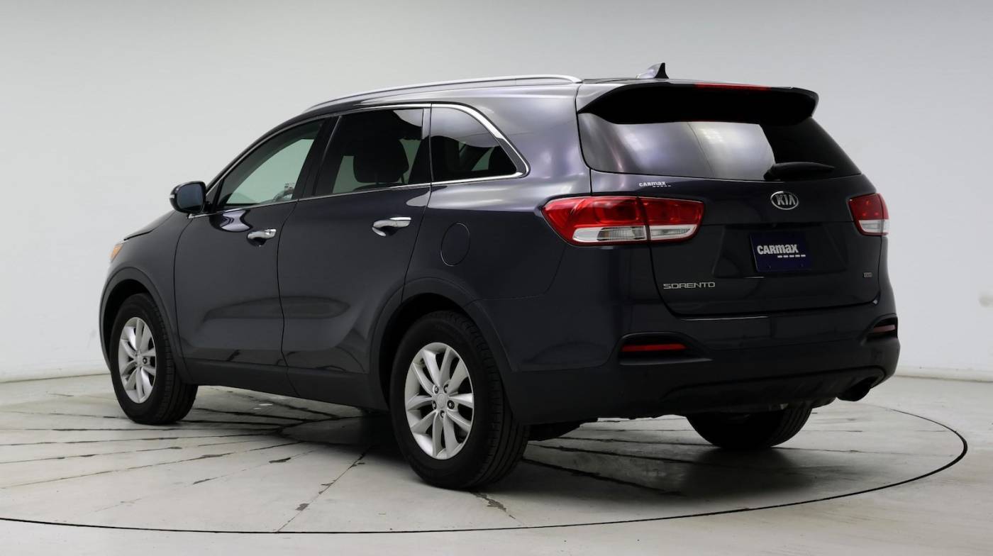 2017 Kia Sorento LX — SUV — 70,493 mi — Kenosha, WI