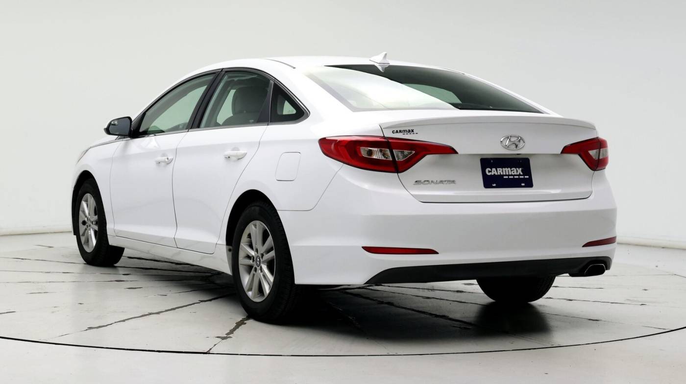 2017 Hyundai Sonata Base — Sedan — 99,878 mi — Kenosha, WI