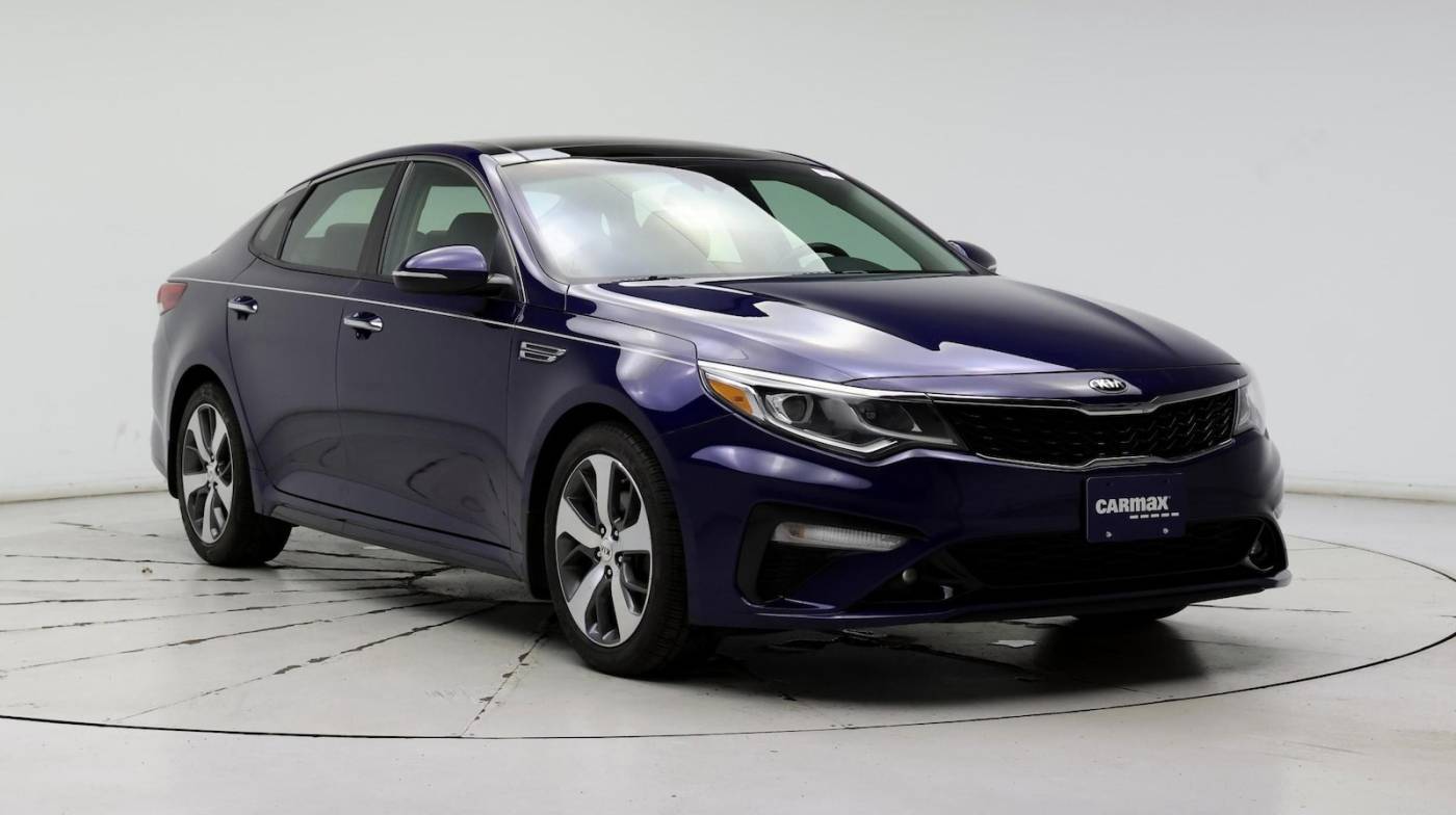 2019 Kia Optima S — Sedan — 70,896 mi — Kenosha, WI