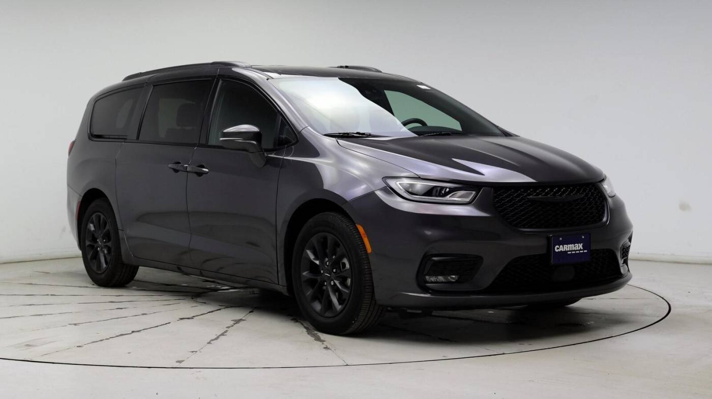 2021 Chrysler Pacifica Touring — Minivan — 36,559 mi — Kenosha, WI