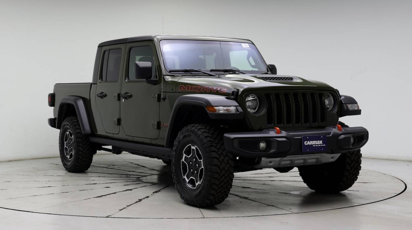 2023 Jeep Gladiator Mojave — Pickup Truck — 3,690 mi — Kenosha, WI