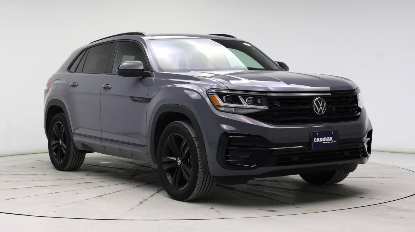 2023 Volkswagen Atlas Cross Sport SEL R-Line Black — SUV — 15,545 mi — Kenosha, WI