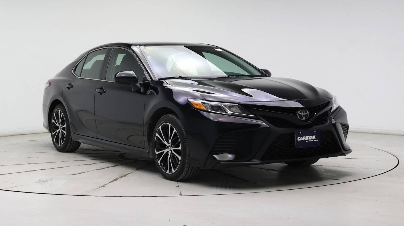 2019 Toyota Camry SE — Sedan — 108,960 mi — Kenosha, WI
