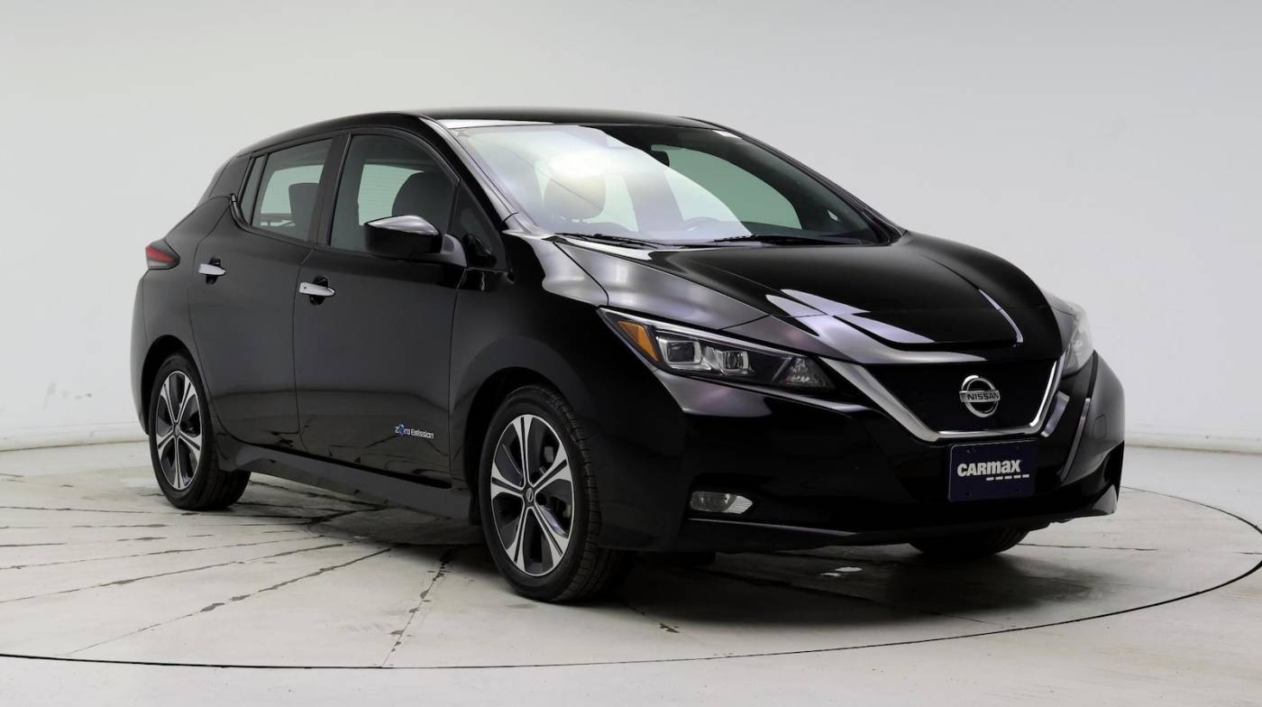 2019 Nissan LEAF SV — Hatchback — 34,400 mi — Kenosha, WI