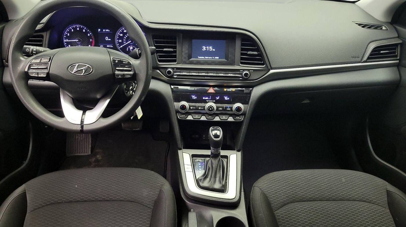 2020 Hyundai Elantra SE — Sedan — 35,011 mi — Kenosha, WI