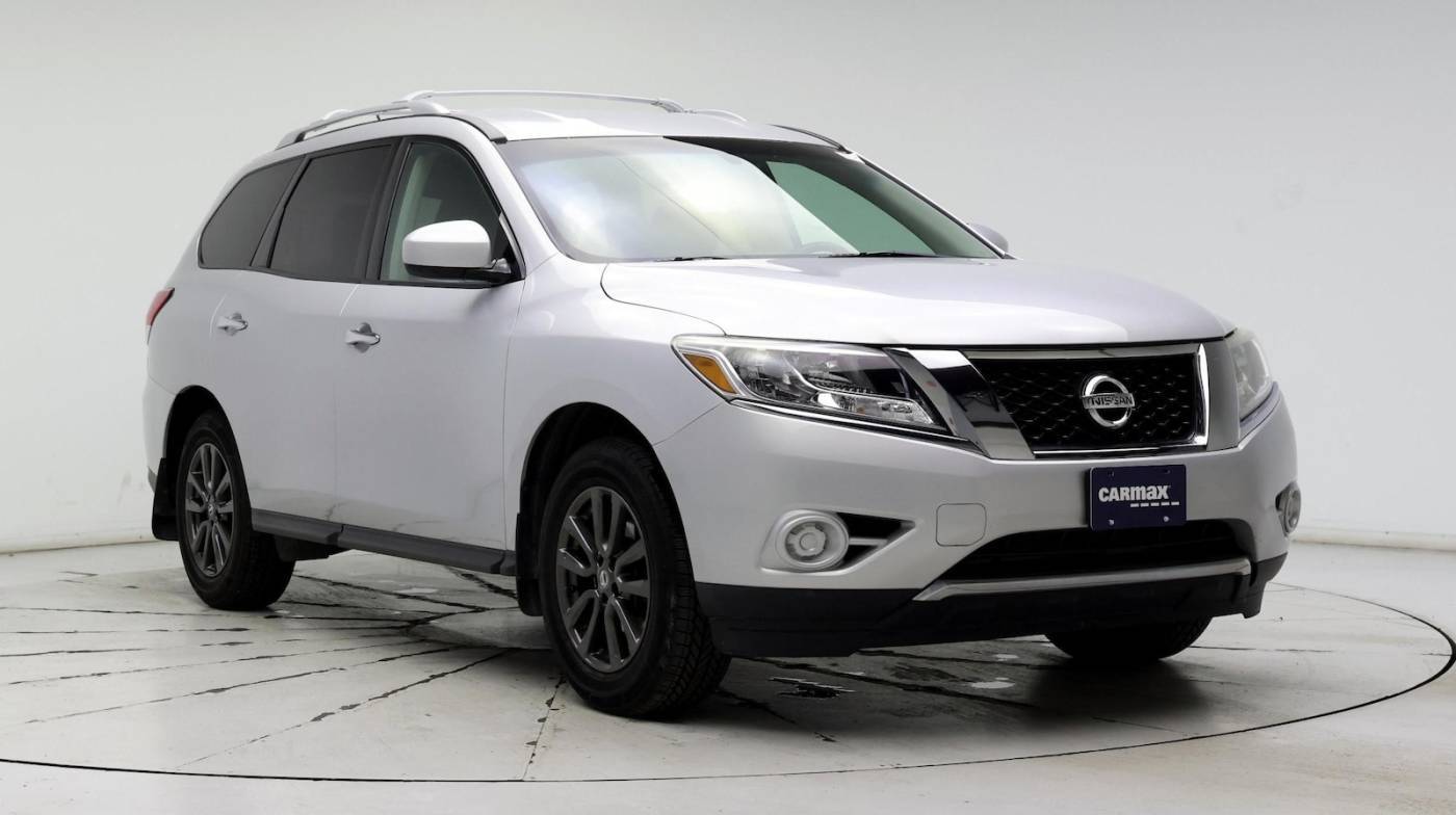 2014 Nissan Pathfinder SV — SUV — 99,313 mi — Kenosha, WI