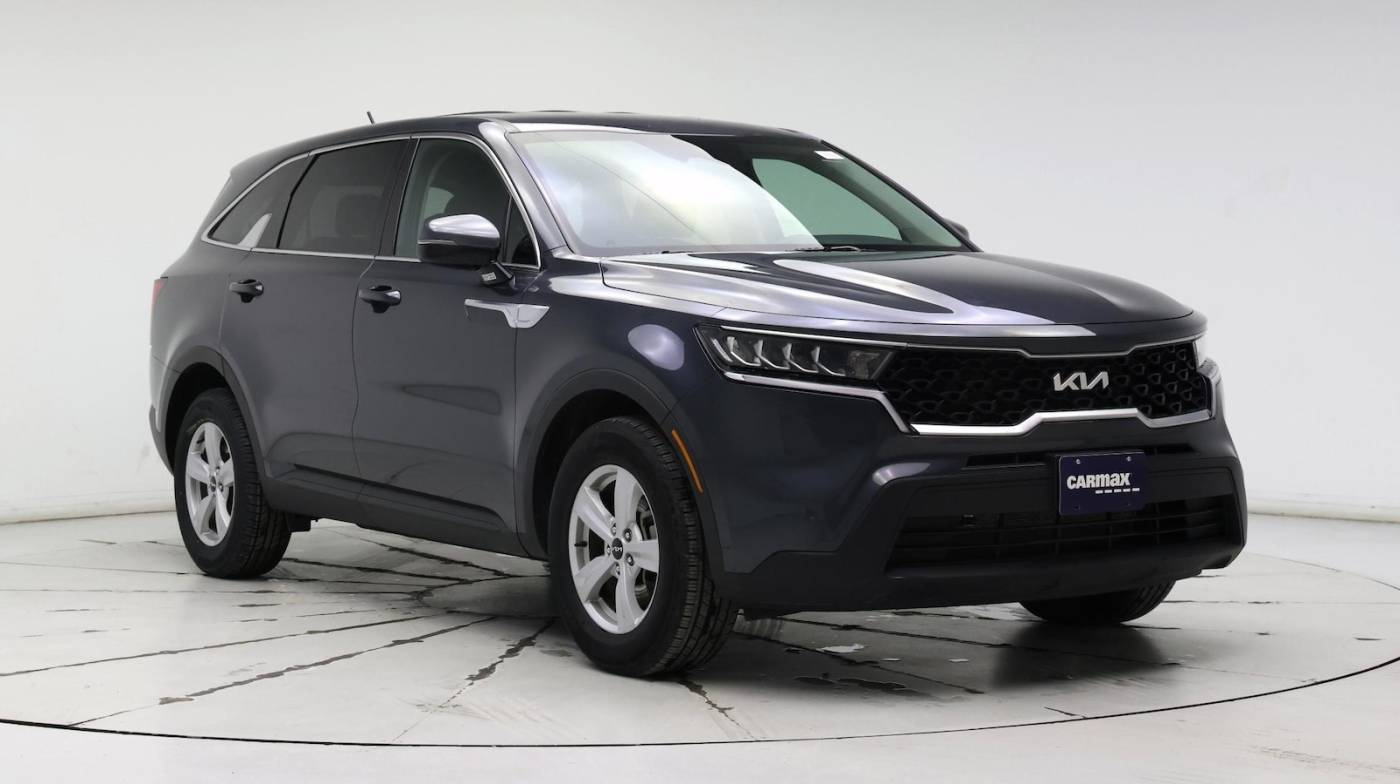 2023 Kia Sorento LX — SUV — 31,993 mi — Kenosha, WI