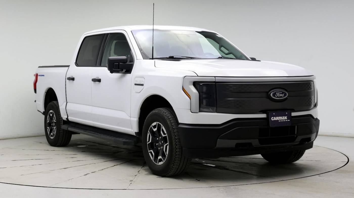 2023 Ford F-150 Lightning XLT — Pickup Truck — 13,089 mi — Kenosha, WI