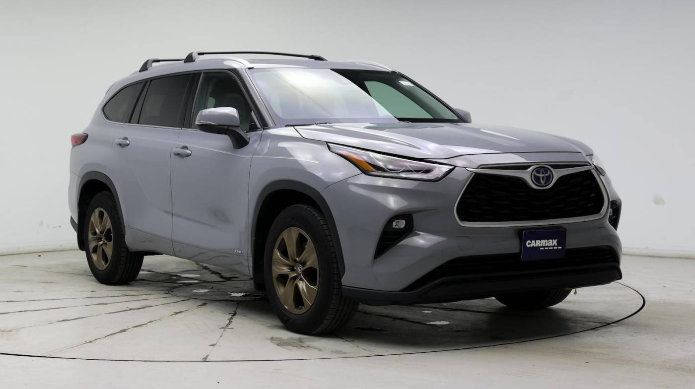 2022 Toyota Highlander Hybrid Bronze Edition — SUV — 57,366 mi — Kenosha, WI