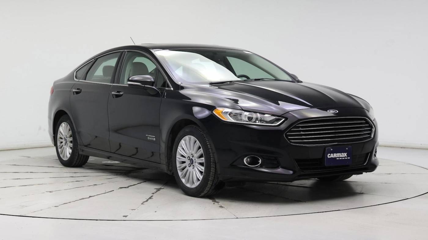 2014 Ford Fusion Energi Titanium — Sedan — 108,758 mi — Kenosha, WI