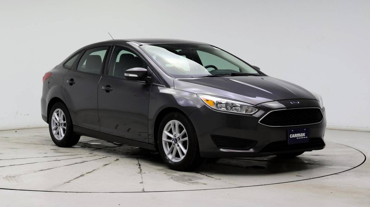 2016 Ford Focus SE — Sedan — 44,563 mi — Kenosha, WI