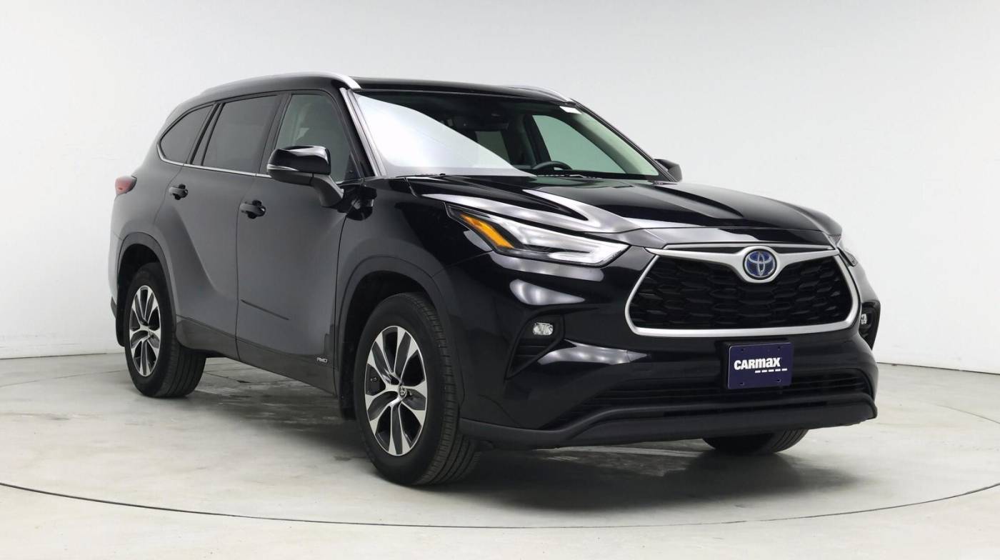2022 Toyota Highlander Hybrid XLE — SUV — 46,277 mi — Kenosha, WI