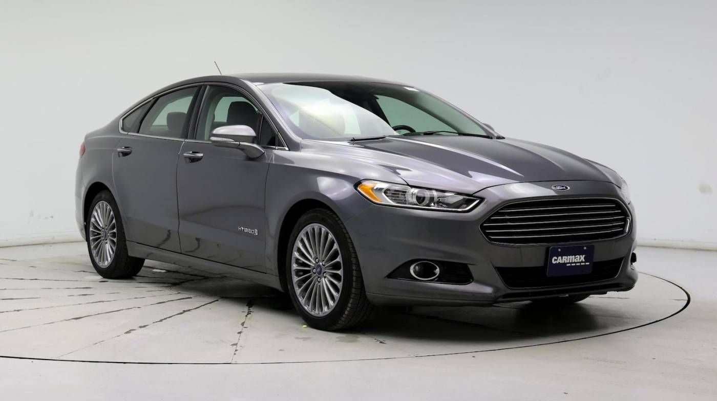 2013 Ford Fusion Hybrid Titanium — Sedan — 82,273 mi — Kenosha, WI
