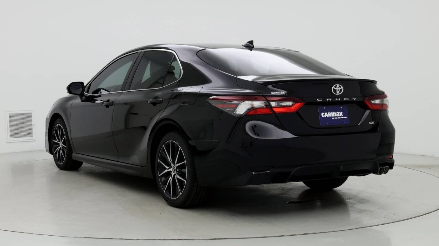 2021 Toyota Camry SE — Sedan — 49,987 mi — Knoxville, TN