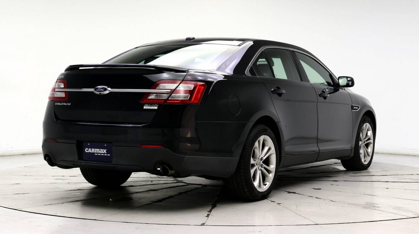2013 Ford Taurus SHO — Sedan — 102,517 mi — Knoxville, TN