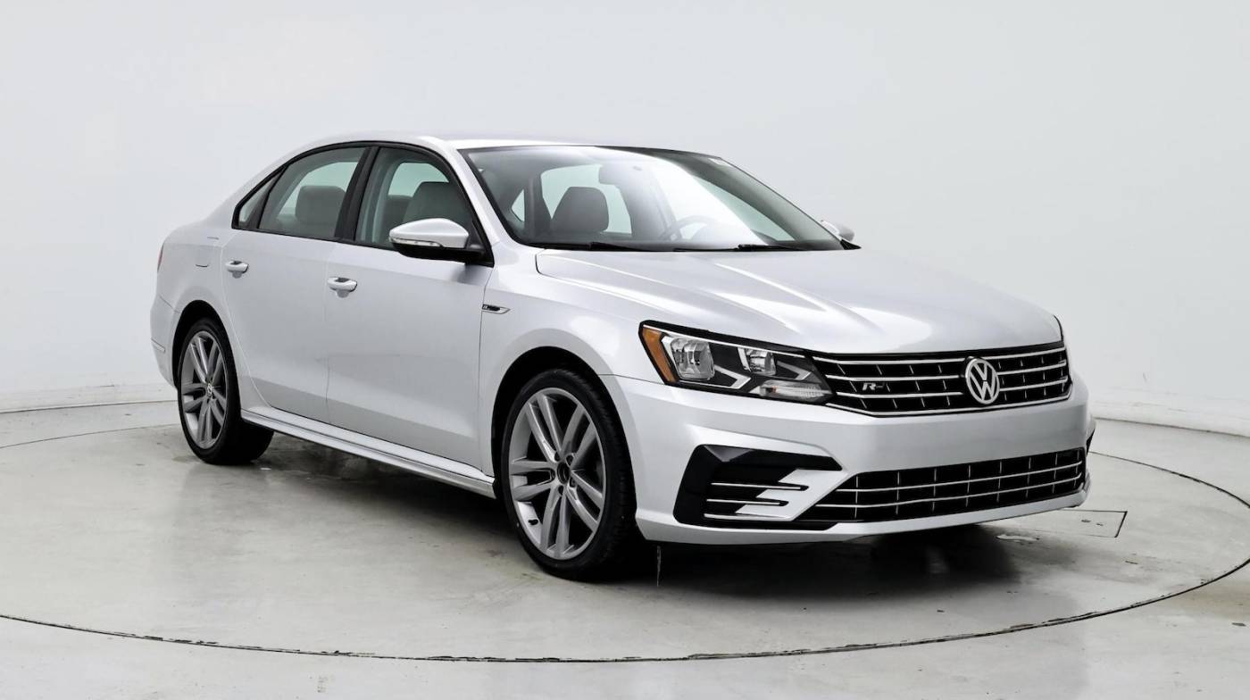 2018 Volkswagen Passat 2.0T S — Sedan — 92,124 mi — Knoxville, TN