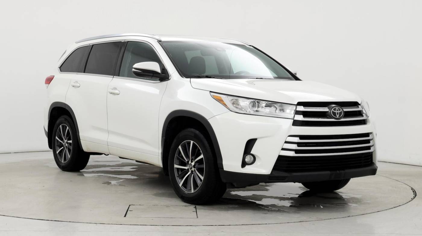 2017 Toyota Highlander XLE — SUV — 114,894 mi — Knoxville, TN