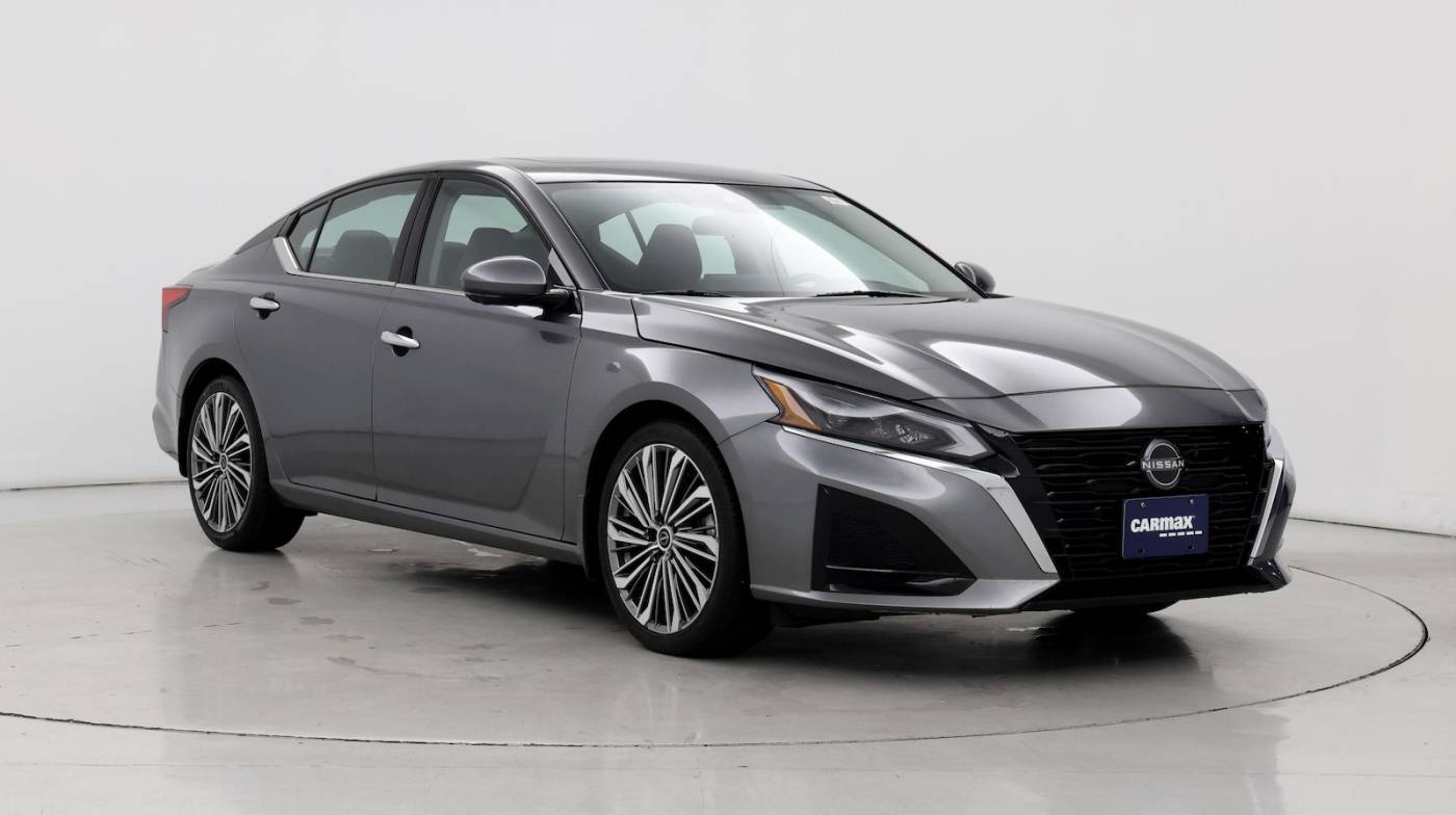 2023 Nissan Altima SL — Sedan — 23,700 mi — Knoxville, TN