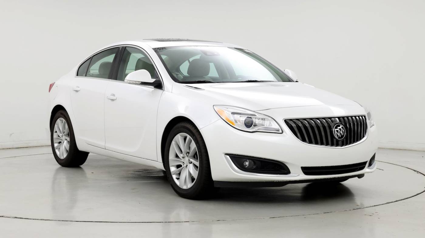 2017 Buick Regal Premium II — Sedan — 65,343 mi — Knoxville, TN
