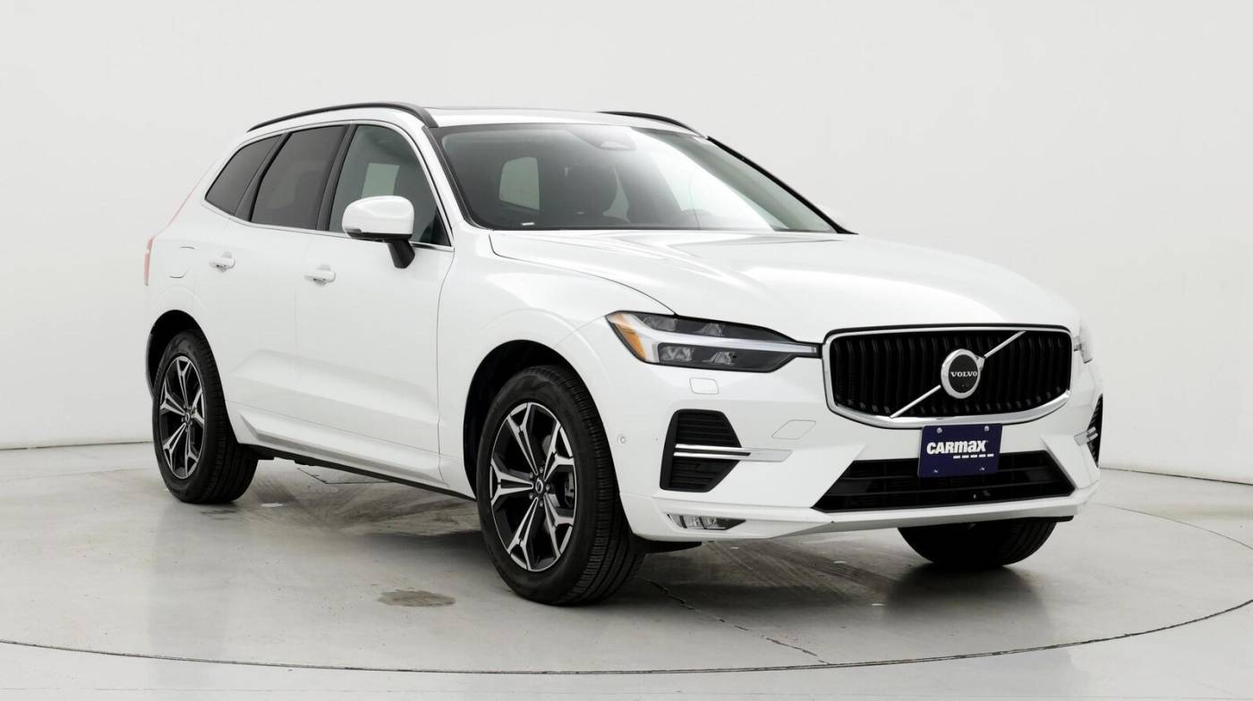 2022 Volvo XC60 Momentum — SUV — 8,247 mi — Knoxville, TN