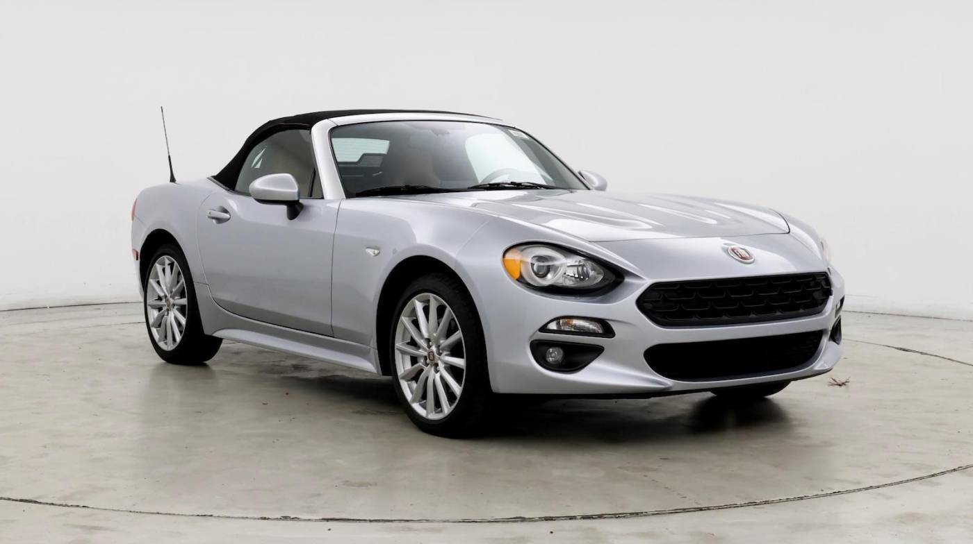 2020 FIAT 124 Spider Lusso — Convertible — 7,996 mi — Knoxville, TN