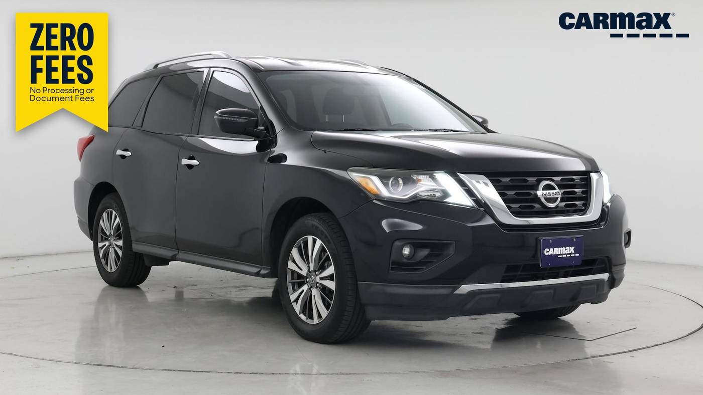2019 Nissan Pathfinder SV