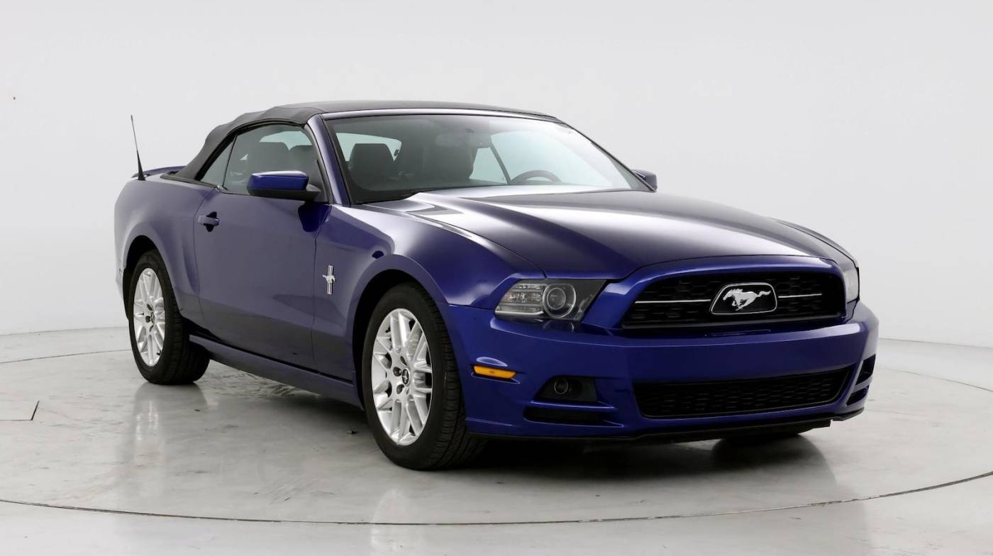 2013 Ford Mustang V6 Premium — Convertible — 106,616 mi — Henderson, NV