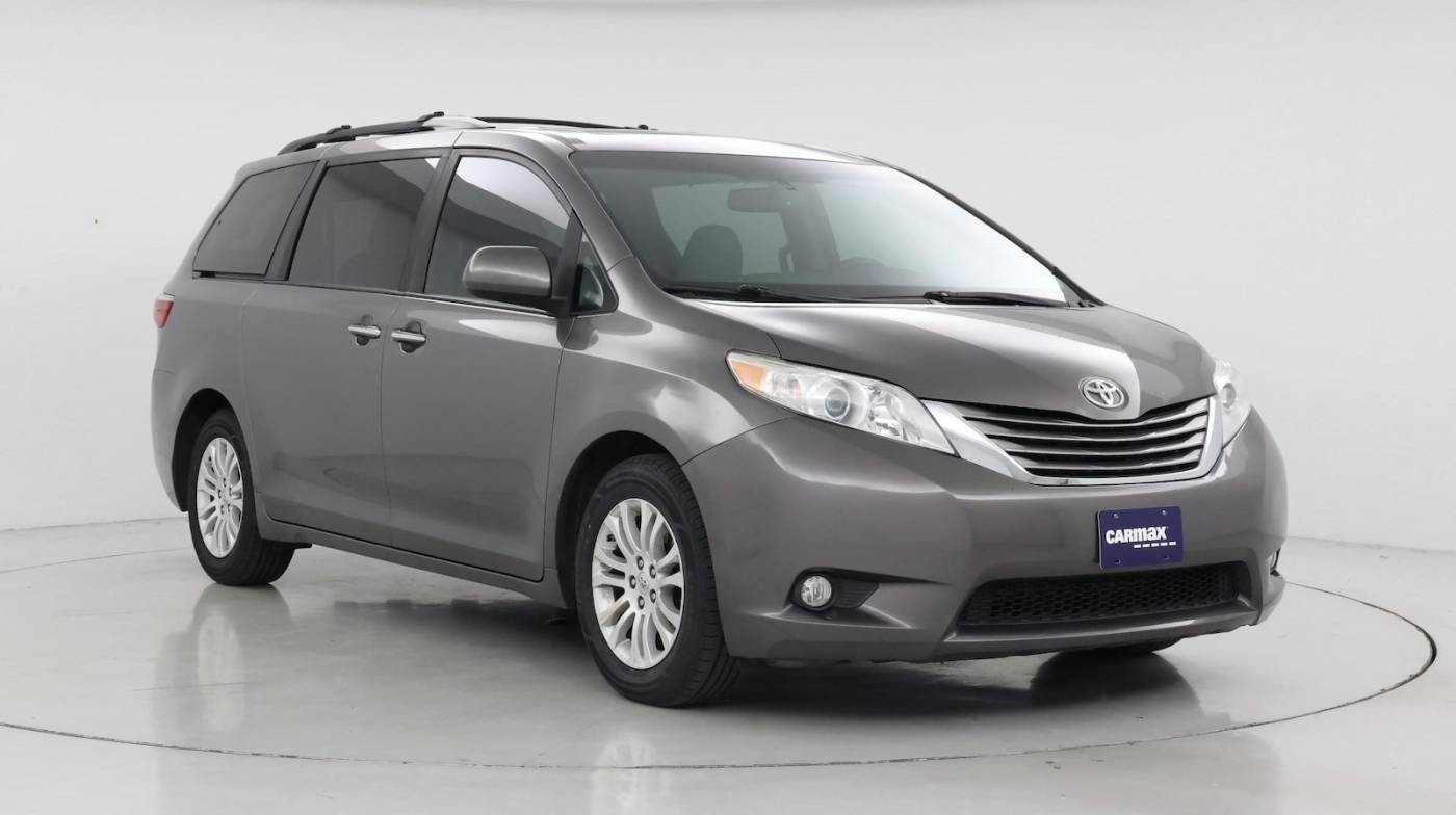 2017 Toyota Sienna XLE — Minivan — 94,286 mi — Henderson, NV
