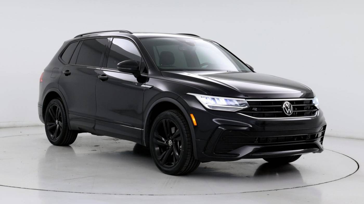 2023 Volkswagen Tiguan SE R-Line Black — SUV — 25,545 mi — Henderson, NV
