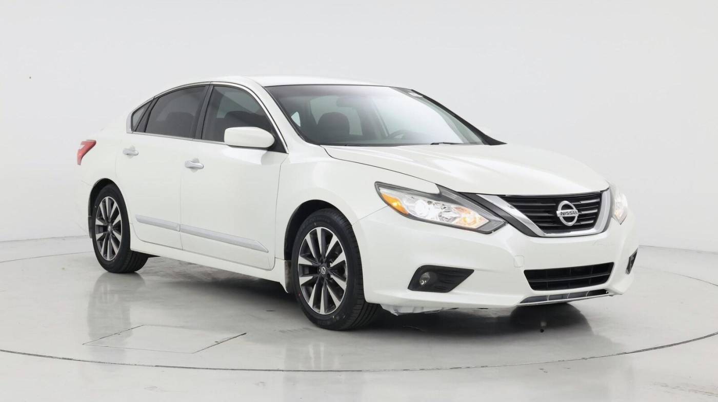 2016 Nissan Altima 2.5 SV — Sedan — 111,793 mi — Henderson, NV