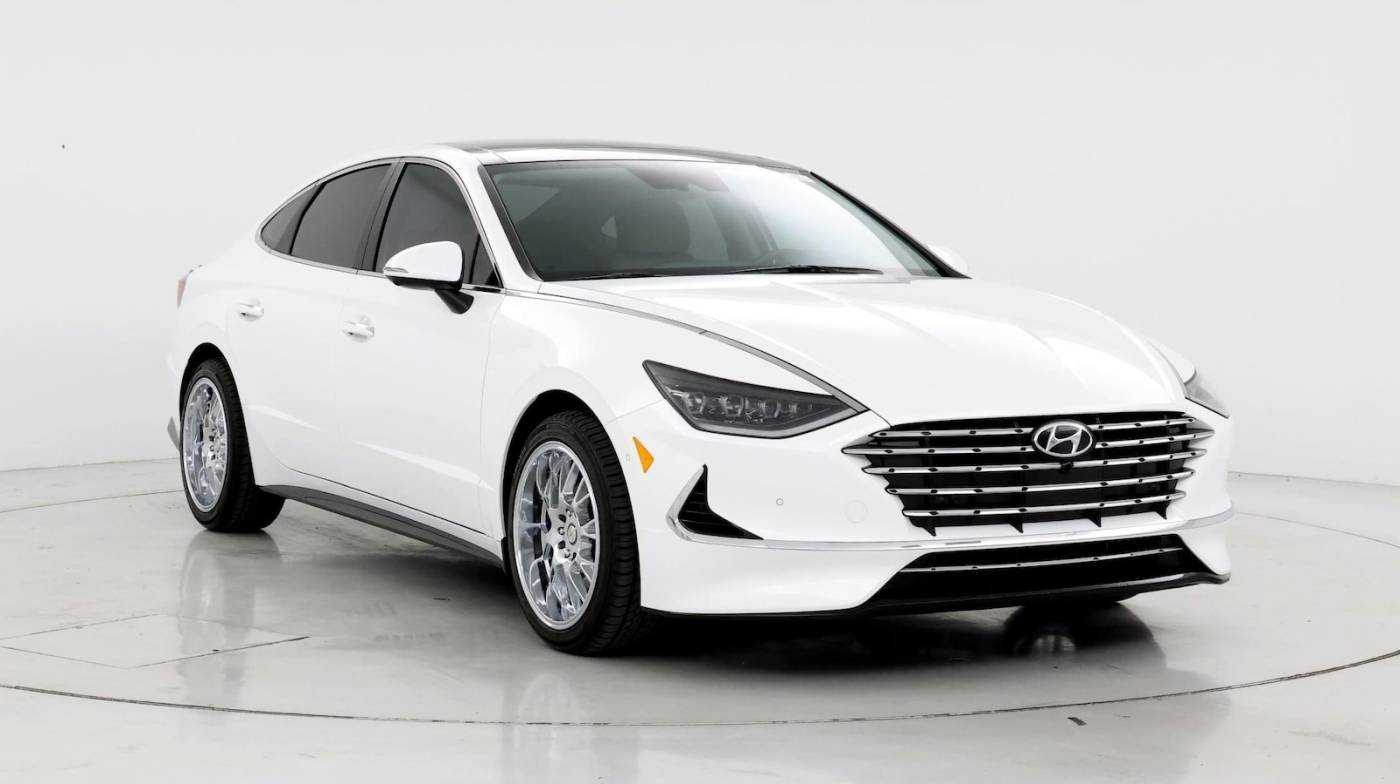 2023 Hyundai Sonata Hybrid Limited — Sedan — 3,779 mi — Henderson, NV