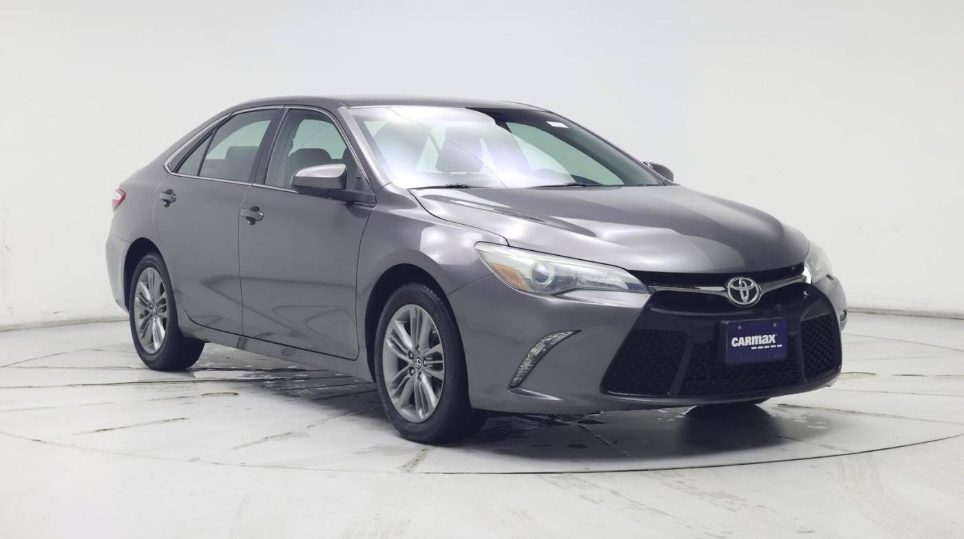 2016 Toyota Camry SE — Sedan — 70,997 mi — Laurel, MD