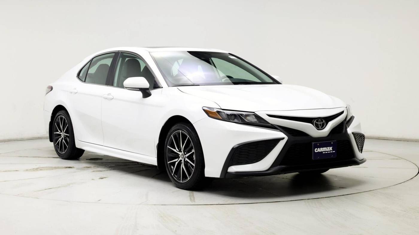 2023 Toyota Camry SE — Sedan — 13,818 mi — Laurel, MD
