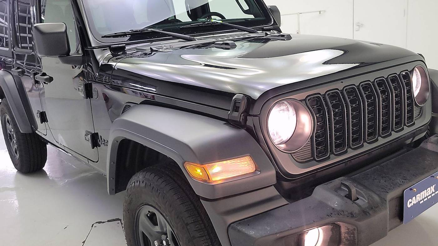 2024 Jeep Wrangler Sport