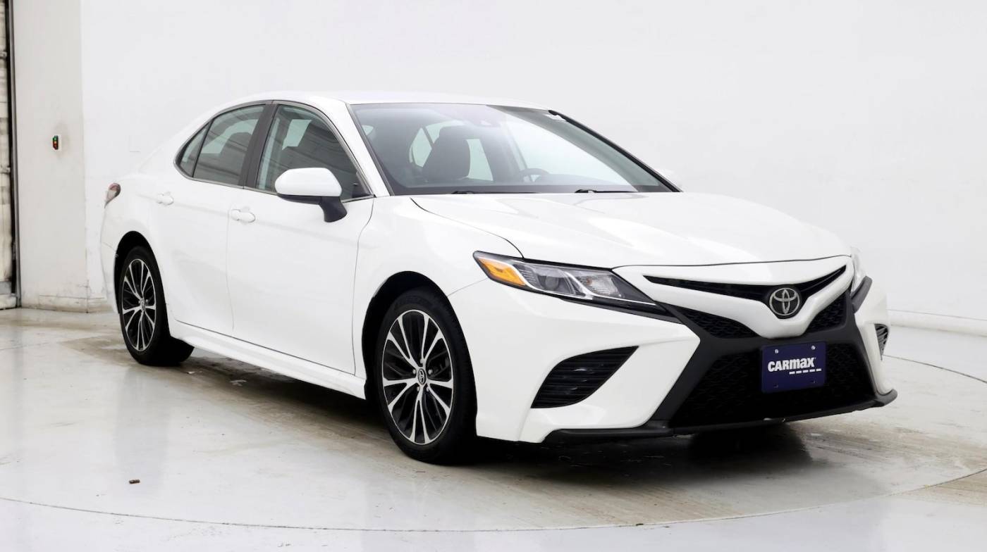 2019 Toyota Camry SE — Sedan — 13,506 mi — Laurel, MD