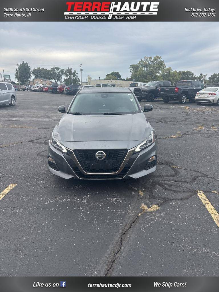 2022 Nissan Altima SR — Sedan — 71,363 mi — Terre Haute, IN