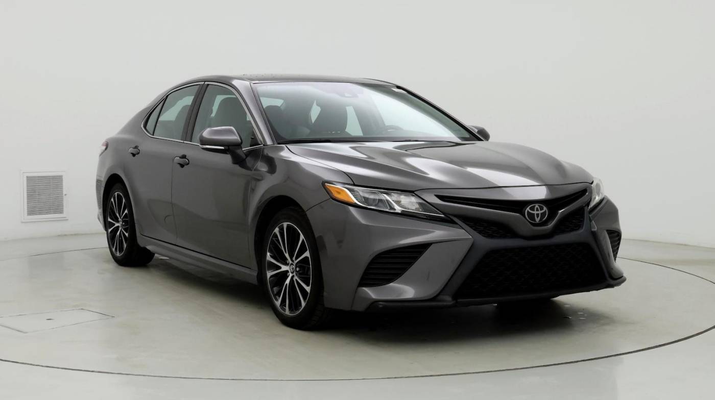 2020 Toyota Camry SE — Sedan — 41,722 mi — Lithia Springs, GA