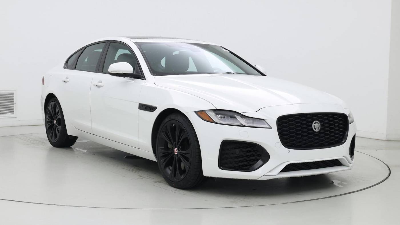 2022 Jaguar XF SE